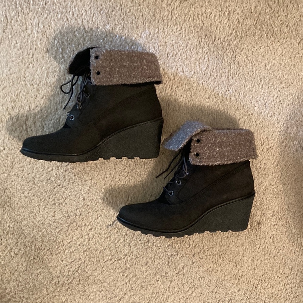 Timberland Black and Gray Lace Up Boots with Wedge Heel